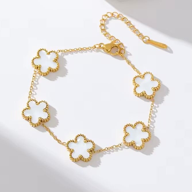 Pulsera Flor de Cinco Pétalos blanco